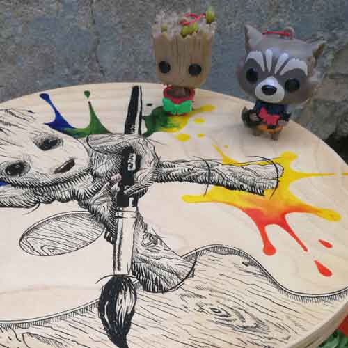 Tabouret de peinture ''Groot''